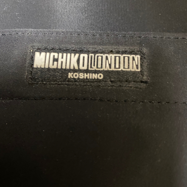 MICHIKO LONDON(ミチコロンドン)のMICHIKO LONDON KOSHINO ガーメントバッグ ビジネスバッグ レディースのバッグ(スーツケース/キャリーバッグ)の商品写真