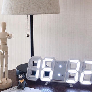 新品 3D 置き時計 壁掛け時計 デジタルled 韓国 インテリア 白 ホワイト(置時計)