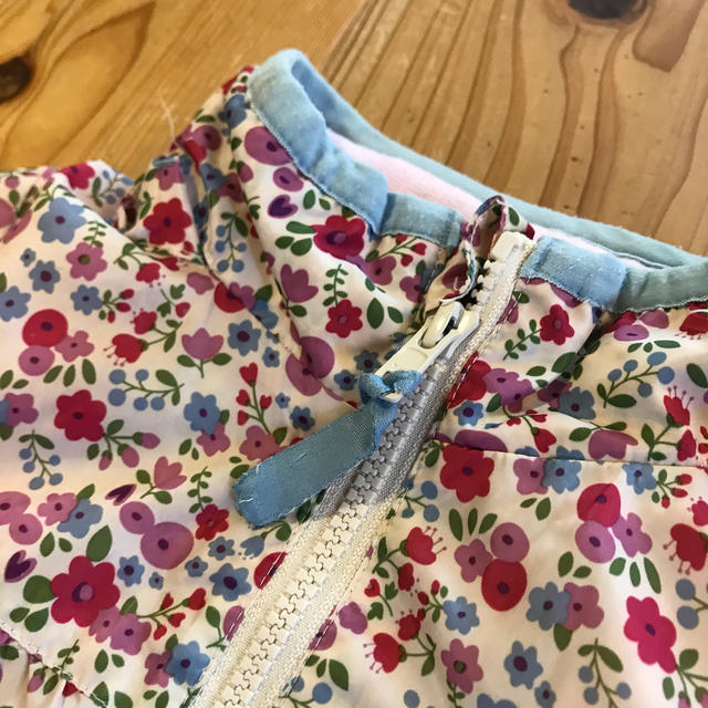 専用！花柄スカジャン　ジャンパー　90cm キッズ/ベビー/マタニティのキッズ服女の子用(90cm~)(ジャケット/上着)の商品写真