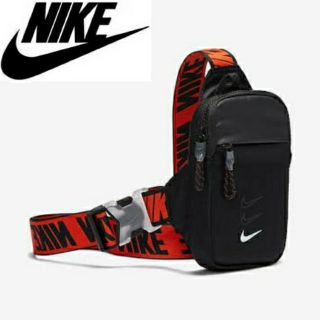 ナイキ(NIKE)のナイキ 斜め掛け ショルダーバッグ ウエストバッグ ブラック 黒(ショルダーバッグ)