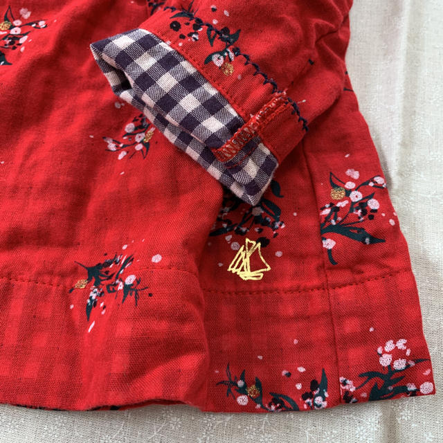 PETIT BATEAU(プチバトー)のプチバトー　ブラウス　フラワープリント　12m キッズ/ベビー/マタニティのベビー服(~85cm)(シャツ/カットソー)の商品写真