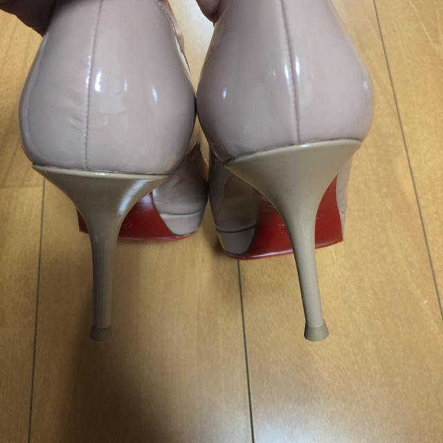 Christian Louboutin(クリスチャンルブタン)のクリスチャンルブタン  37 レディースの靴/シューズ(ハイヒール/パンプス)の商品写真