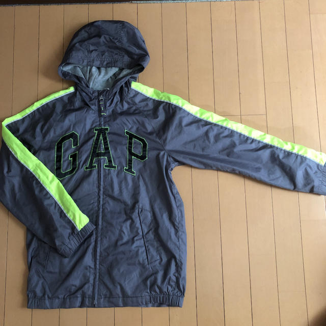 GAP Kids(ギャップキッズ)の週末限定値下げ★ギャップ150サイズアウター キッズ/ベビー/マタニティのキッズ服男の子用(90cm~)(ジャケット/上着)の商品写真