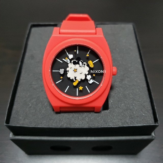 NIXON - ☆大幅値下げ中☆NIXON 腕時計 Disneyコラボ 2個セット NIXON - ☆大幅値下げ中☆NIXON 腕時計 Disneyコラボ 2個セット