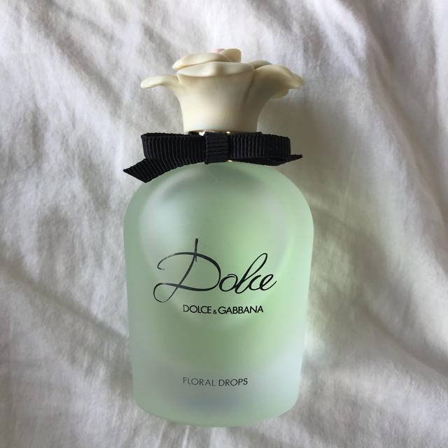 DOLCE&GABBANA(ドルチェアンドガッバーナ)の【値下】ドルチェ フローラル ドロップス オードトワレ / 75mL コスメ/美容の香水(香水(女性用))の商品写真