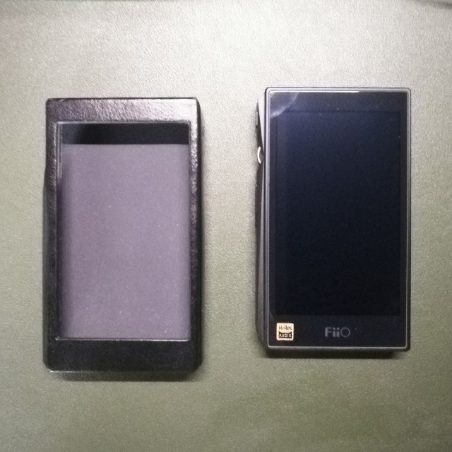 Fiio X5 3rd generation + カバー + sdカード2枚