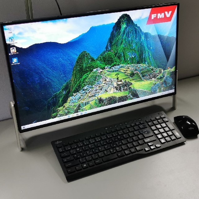 富士通(フジツウ)の富士通　ESPRIMO FH77/B1　液晶一体型パソコン テレビチューナーあり スマホ/家電/カメラのPC/タブレット(デスクトップ型PC)の商品写真