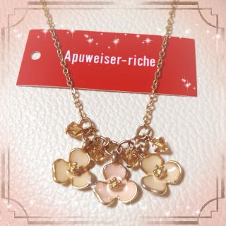 アプワイザーリッシェ(Apuweiser-riche)のApuweiser♡フラワーネックレス♡(ネックレス)