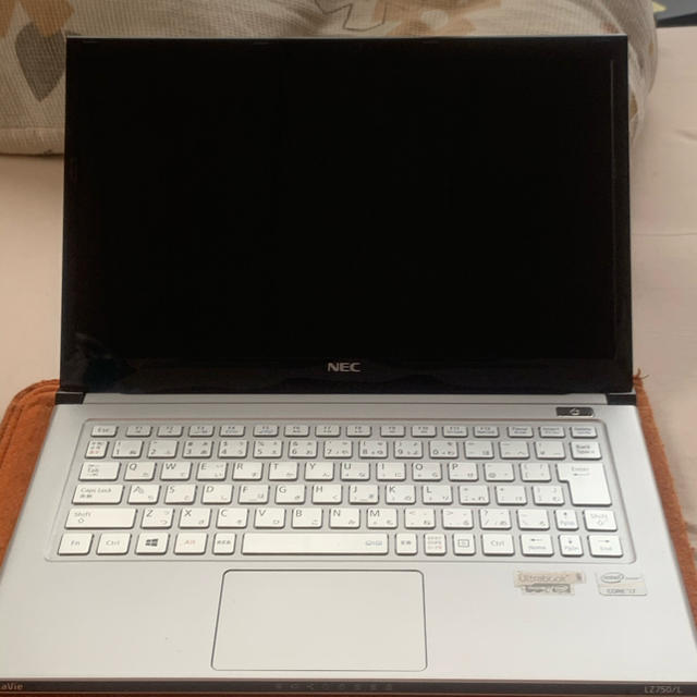 NEC LaVie Z PC-LZ750LS 純正フェルトケースと復元用USB付