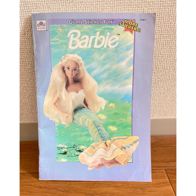 Barbie Giant Sticker Fun(ペーパーバック) エンタメ/ホビーのおもちゃ/ぬいぐるみ(キャラクターグッズ)の商品写真