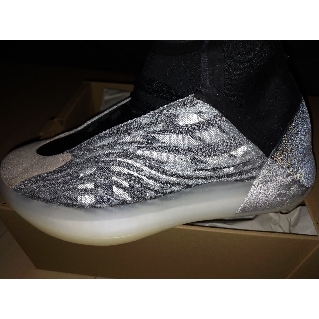 adidas(アディダス)のadidas YZY QNTM ADULTSQNTM 26cm アディダス メンズの靴/シューズ(スニーカー)の商品写真