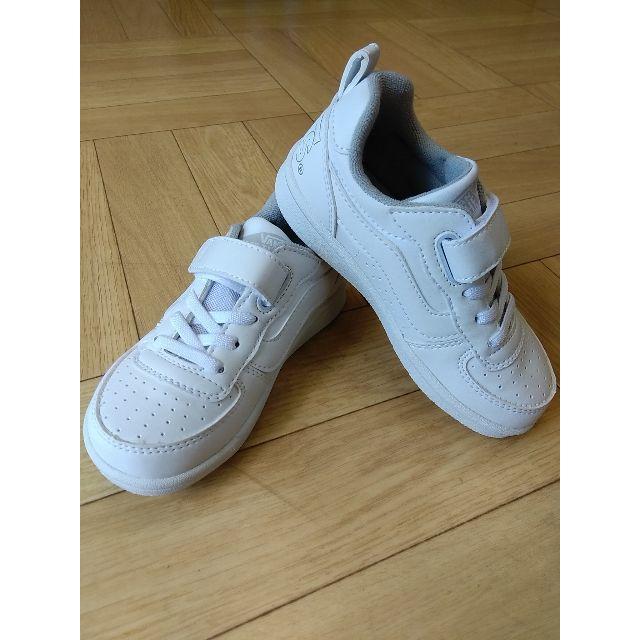 VANS(ヴァンズ)のVANS KIDS V2003KS MONO WHITE 18cm　美品 キッズ/ベビー/マタニティのキッズ靴/シューズ(15cm~)(スニーカー)の商品写真