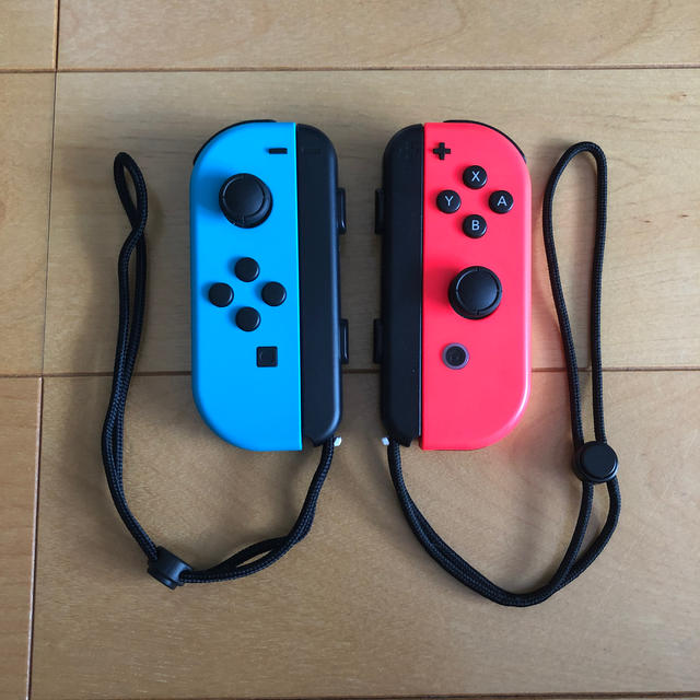 Nintendo Switch ジョイコン ジャンク(左)正常(右)