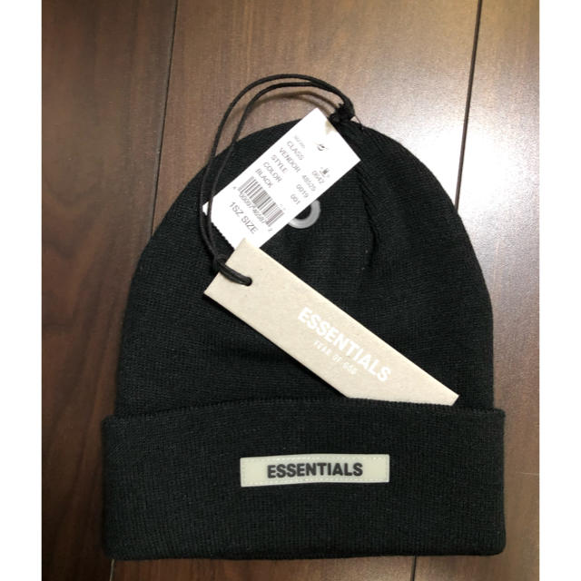 FEAR OF GOD(フィアオブゴッド)のFOG Essentials Beanie エッセンシャルズ　ビーニー　ブラック メンズの帽子(ニット帽/ビーニー)の商品写真