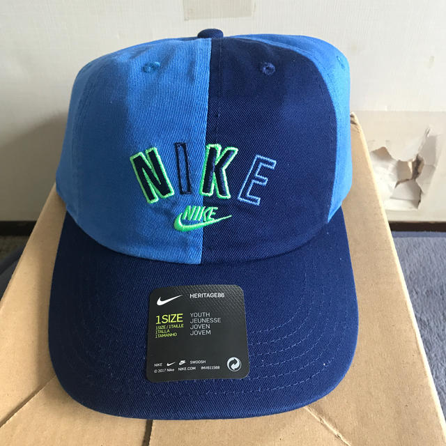 NIKE(ナイキ)のナイキ ヘリテイジ ジュニアサイズ キャップ 新品 キッズ/ベビー/マタニティのこども用ファッション小物(帽子)の商品写真