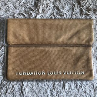 ルイヴィトン(LOUIS VUITTON)の未使用 fondation louis vuitton iPadケース(iPadケース)