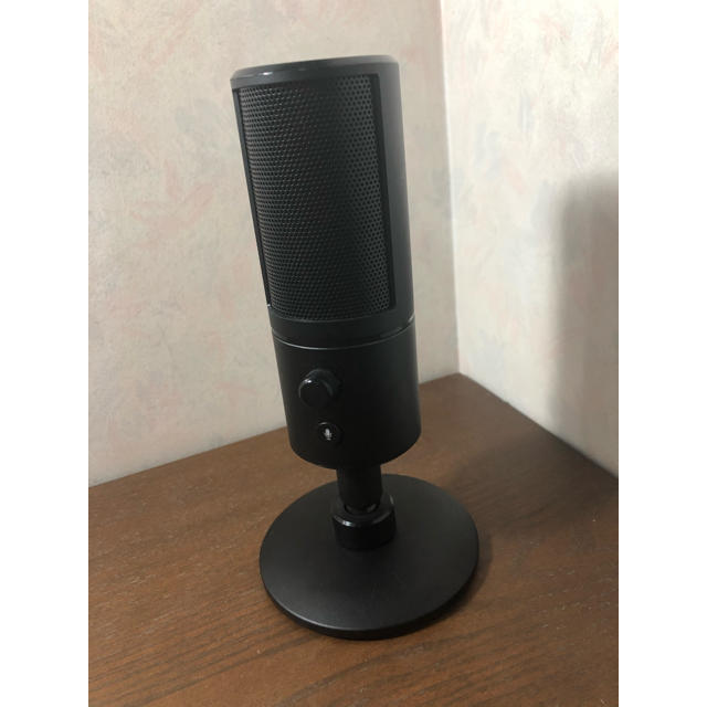 Razer Seiren X USB接続型スタンドマイク Razer Seiren X USB接続型スタンドマイク