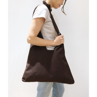 ドゥーズィエムクラス(DEUXIEME CLASSE)のDeuxieme Classe ARRON SUEDE BAG(ショルダーバッグ)