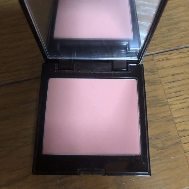 laura mercier(ローラメルシエ)のチーク コスメ/美容のベースメイク/化粧品(チーク)の商品写真