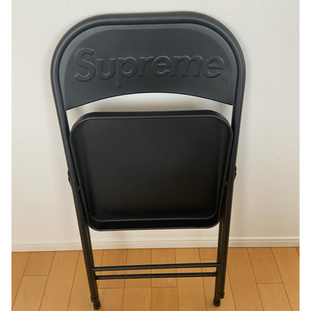 Supreme(シュプリーム)のSupreme Metal Folding Chair 椅子 Black 黒 インテリア/住まい/日用品の椅子/チェア(折り畳みイス)の商品写真