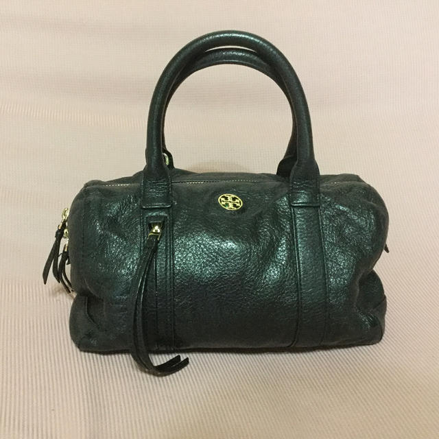 Tory Burch(トリーバーチ)のTORY BURCH トリーバーチ　バッグ　黒 レディースのバッグ(ショルダーバッグ)の商品写真