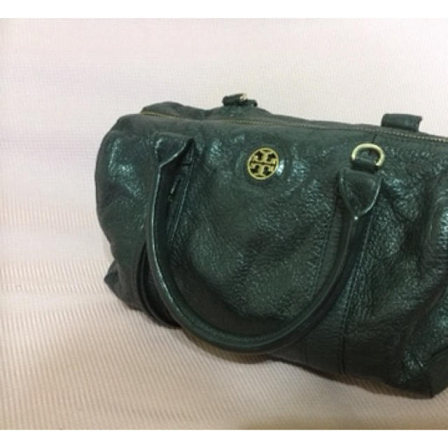 Tory Burch(トリーバーチ)のTORY BURCH トリーバーチ　バッグ　黒 レディースのバッグ(ショルダーバッグ)の商品写真