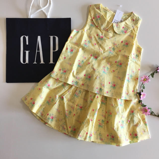 babyGAP(ベビーギャップ)の新品♡baby gap♡セットアップ 花柄 丸襟/ラルフローレン ユニクロ 他 キッズ/ベビー/マタニティのキッズ服女の子用(90cm~)(ワンピース)の商品写真