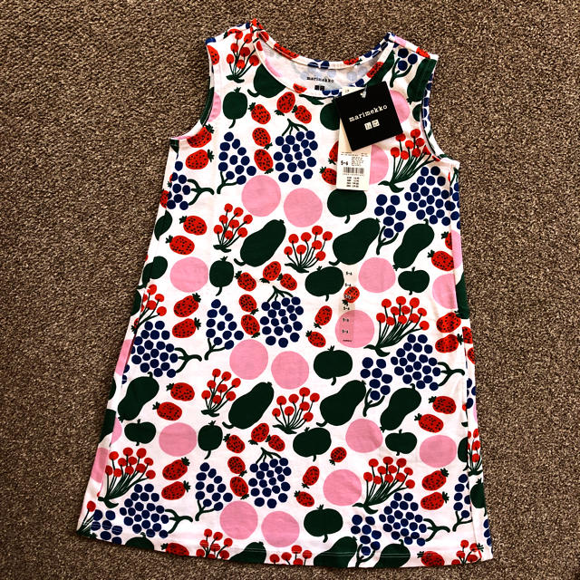 marimekko(マリメッコ)の最終価格！海外ユニクロ限定 マリメッココラボ ワンピース キッズ/ベビー/マタニティのキッズ服女の子用(90cm~)(ワンピース)の商品写真