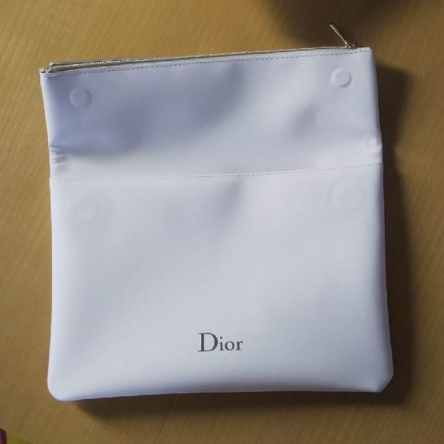 Dior(ディオール)のDior クラッチバッグ 非売品 箱付き 新品 レディースのバッグ(クラッチバッグ)の商品写真