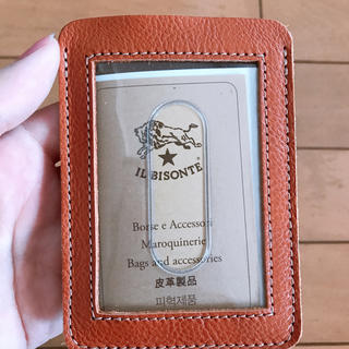 イルビゾンテ(IL BISONTE)の未使用 美品 IL BISONTE 定期入れ ライトブラウン(パスケース/IDカードホルダー)