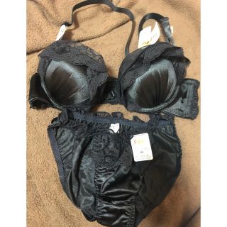 新品　セクシーブラとショーツセット(ブラ&ショーツセット)