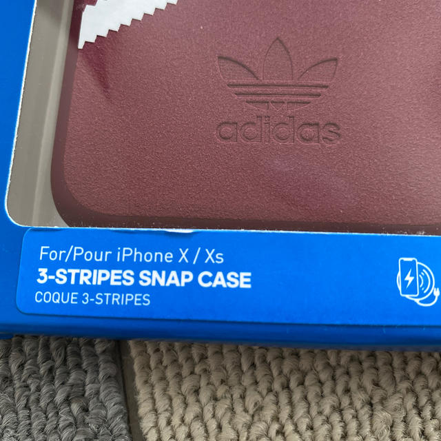 adidas(アディダス)のadidas iphoneXS ケース スマホ/家電/カメラのスマホアクセサリー(iPhoneケース)の商品写真