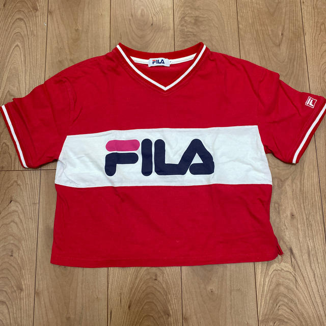 FILA(フィラ)のFILA Tシャツ　値下げです レディースのトップス(Tシャツ(半袖/袖なし))の商品写真