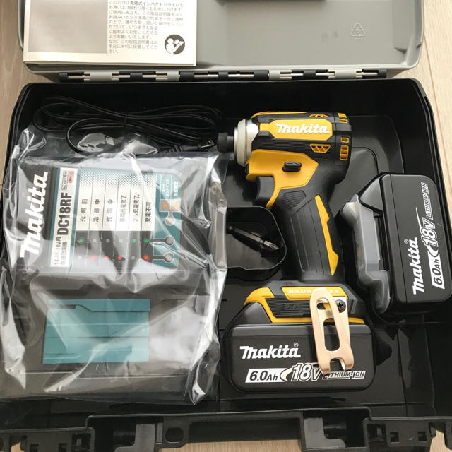 makita   純正　新品未使用　TD171D   インパクトドライバー