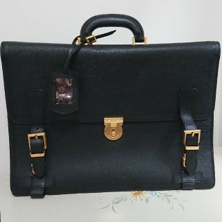 サルヴァトーレフェラガモ(Salvatore Ferragamo)の【超レア】♥️Ferragamo フェラガモ ビジネスバッグ 黒 新品未使用(ビジネスバッグ)