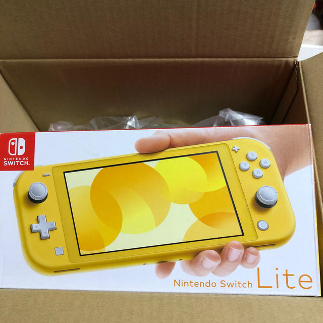 Nintendo switch lite イエロー