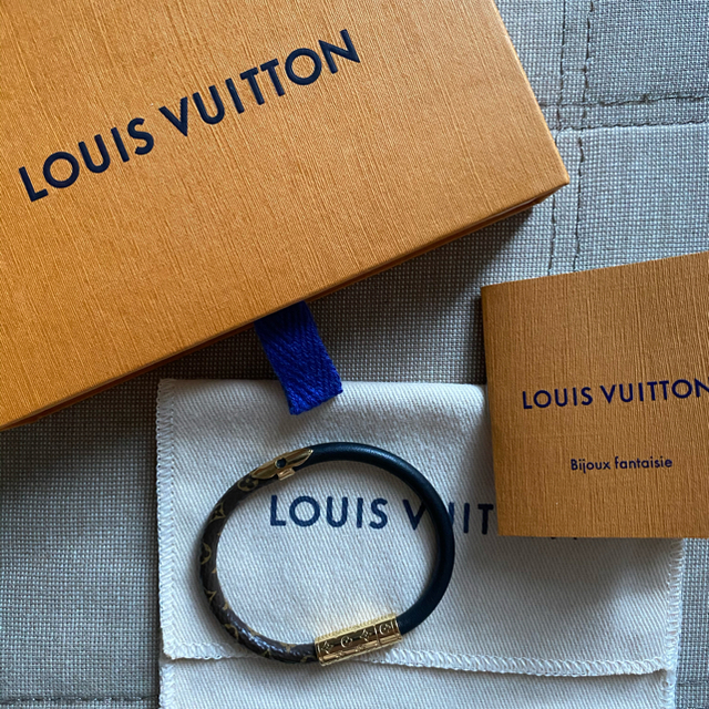 LOUIS VUITTON - ルイヴィトン ブレスレットの通販 by ss|ルイ