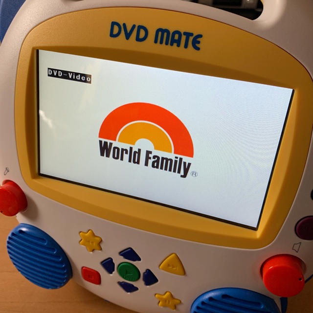 DWE ディズニー英語システム　DVDメイト　ワールドファミリーDVD MATE