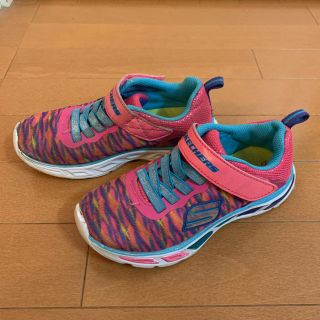 スケッチャーズ(SKECHERS)のスケッチャーズ　キッズ女の子　子供　光る　スニーカー　靴　18.5センチ　ピンク(スニーカー)