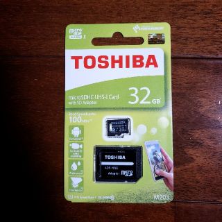 トウシバ(東芝)の★アダプタ付き★マイクロSDカード★東芝★microSD 32GB★(その他)