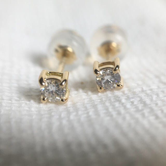 ペンダントK18 天然ダイヤモンド ピアス トータル 0.2ct 18金イエローゴールド