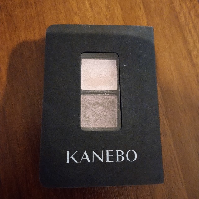 Kanebo(カネボウ)のkanebo アイカラーデュオ 10 コスメ/美容のベースメイク/化粧品(アイシャドウ)の商品写真