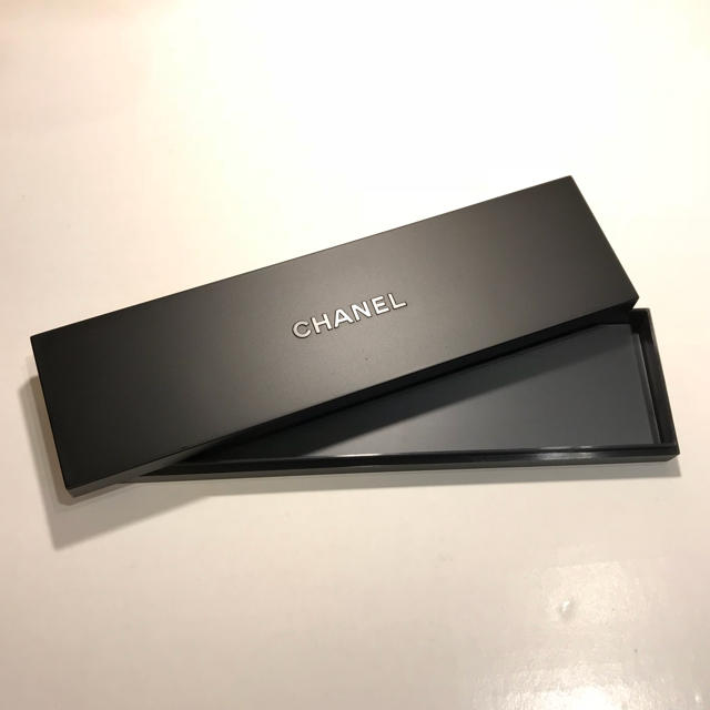 CHANEL(シャネル)の【非売品】CHANEL ノベルティ ペンケース シャネル インテリア/住まい/日用品の文房具(ペンケース/筆箱)の商品写真