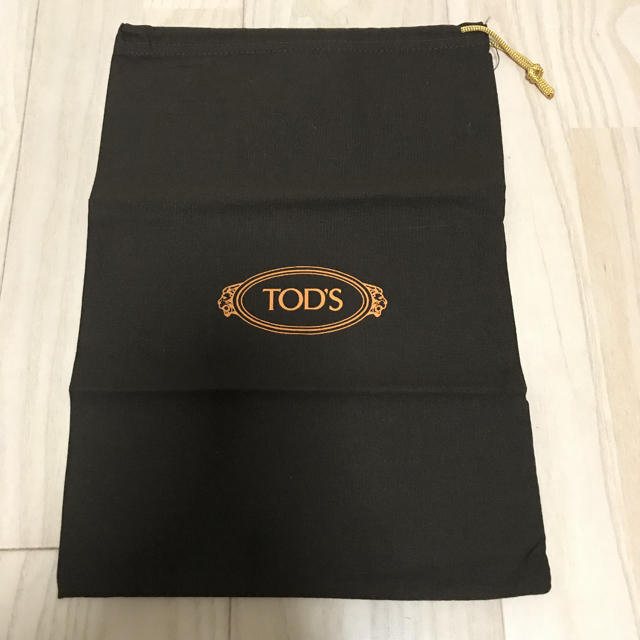 TOD'S(トッズ)の新品⭐︎TODS トッズ　靴袋 レディースのバッグ(ショップ袋)の商品写真