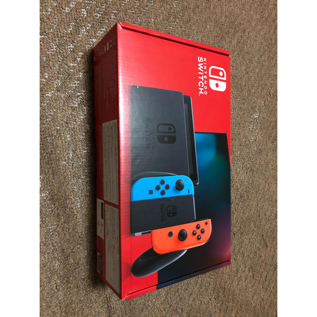 新品　 Nintendo Switch ネオンブルー