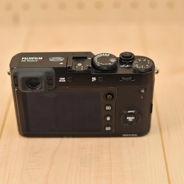 【本日限定値下げ】FUJIFILM X100F カメラ ブラック