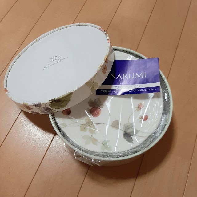 【期間限定値下げ】NARUMI ボーンチャイナ プレート マグカップ セット 2