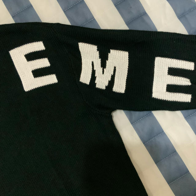 Supreme(シュプリーム)のSupreme 2020ss back logo sweater メンズのトップス(ニット/セーター)の商品写真