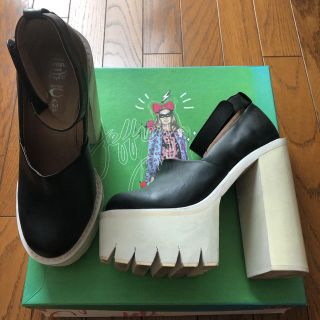 ジェフリーキャンベル(JEFFREY CAMPBELL)の【Jeffrey campbell】 超厚底シューズ(ハイヒール/パンプス)