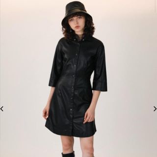 スライ(SLY)のSLY 今期　SKIN LEATHER ワンピース(ミニワンピース)